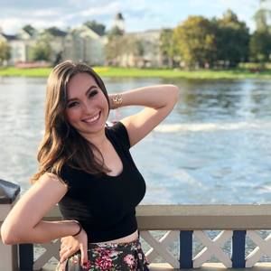 Meet your Posher, Maia